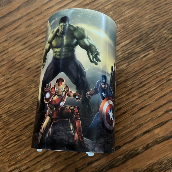 Marvel Avengers Flameless Flicker Color Changing Kids Bed Side led Candle - Picture 5 of 13